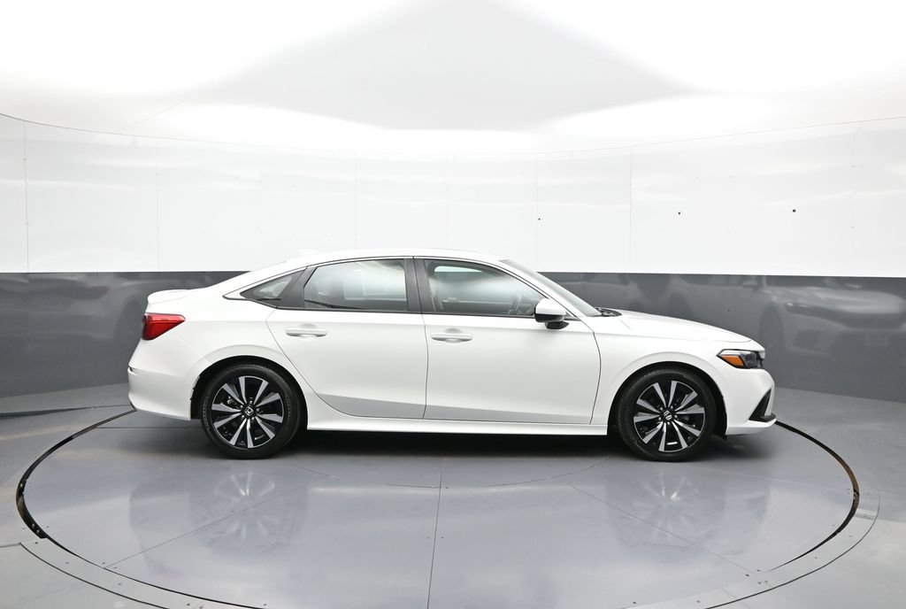 Certified 2024 Honda Civic EX image 5