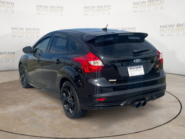 Used 2014 Ford Focus ST w/ Equipment Group 202A image 3