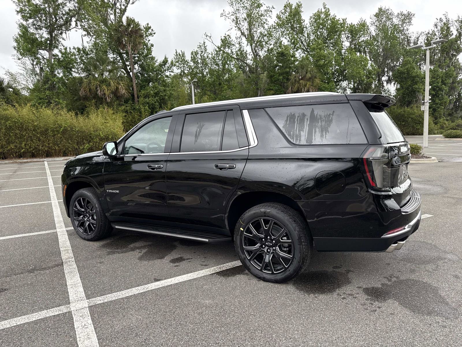 New 2026 Chevrolet Tahoe High Country w/ Sun And Tow Package AWD/4WD image 5