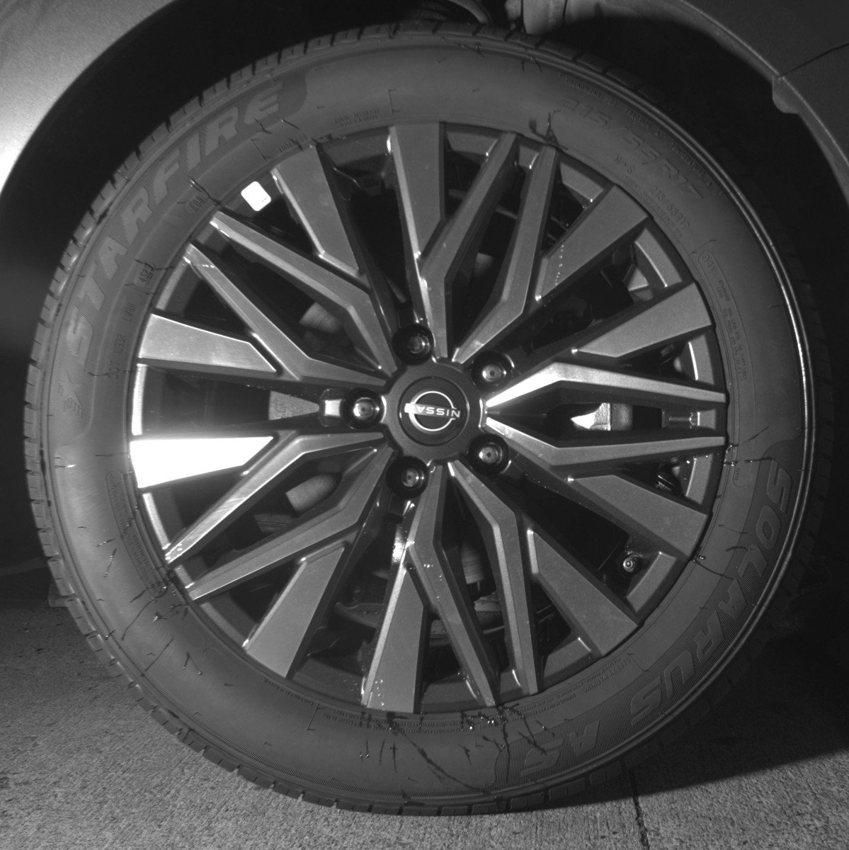 Used 2025 Nissan Altima 2.5 SV image 13