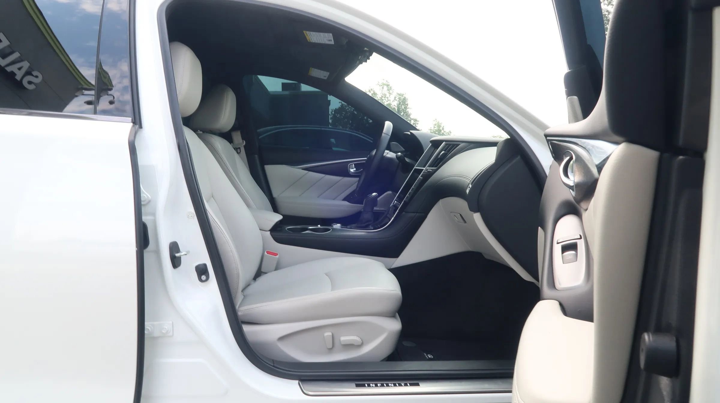 Used 2024 INFINITI Q50 Sensory AWD/4WD image 25