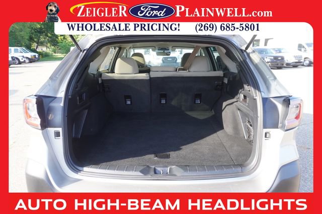 Used 2020 Subaru Outback Premium image 10