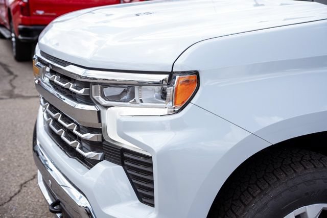 New 2026 Chevrolet Silverado 1500 LTZ w/ Technology Package AWD/4WD image 17
