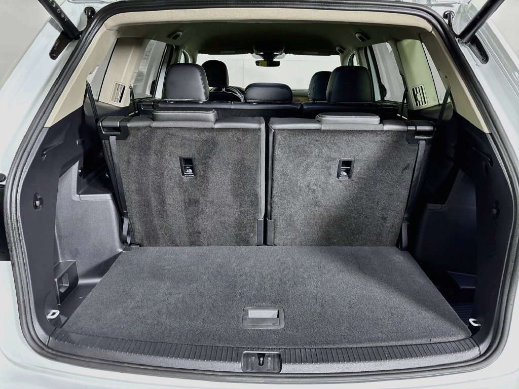 Certified 2025 Volkswagen Atlas SE AWD/4WD image 22