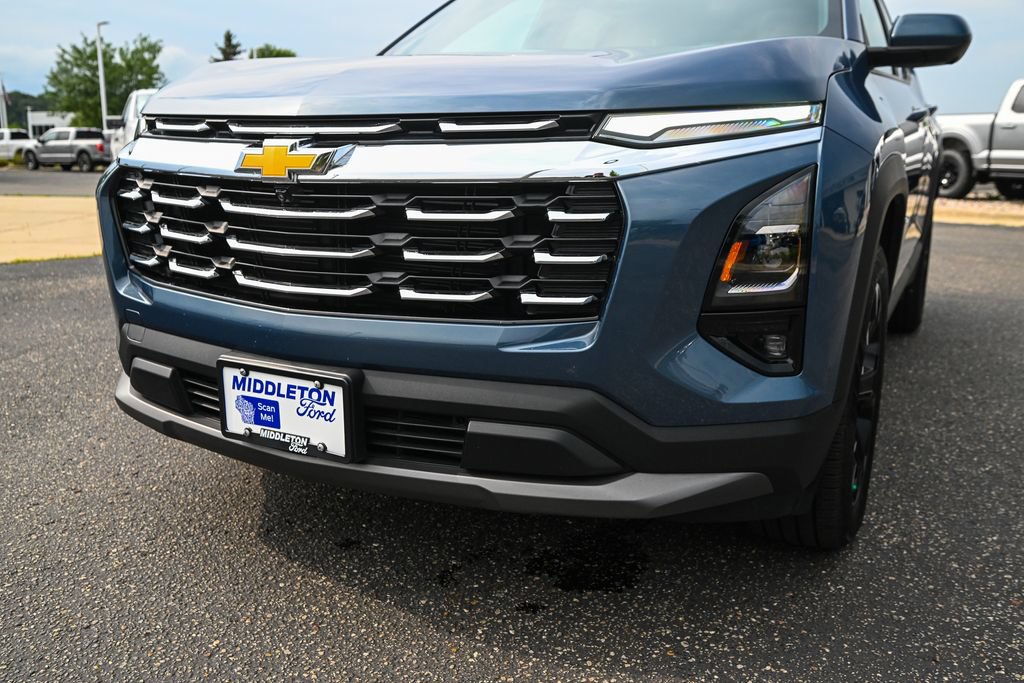 Used 2025 Chevrolet Equinox LT w/ Convenience Package II FWD image 11
