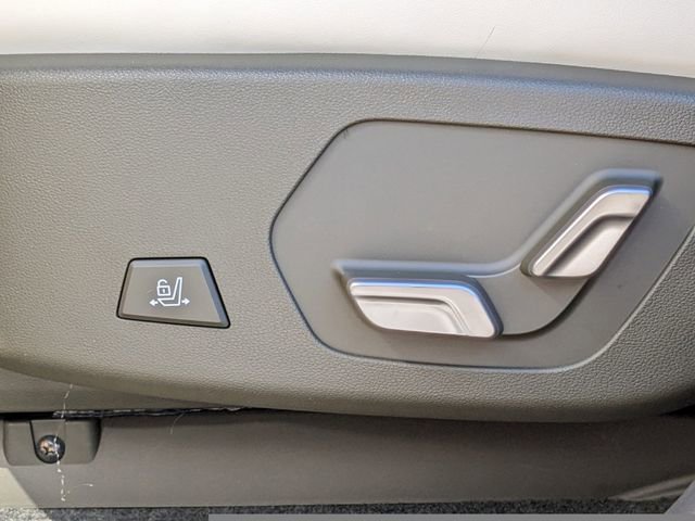 Certified 2025 Hyundai Santa Fe Calligraphy FWD image 16