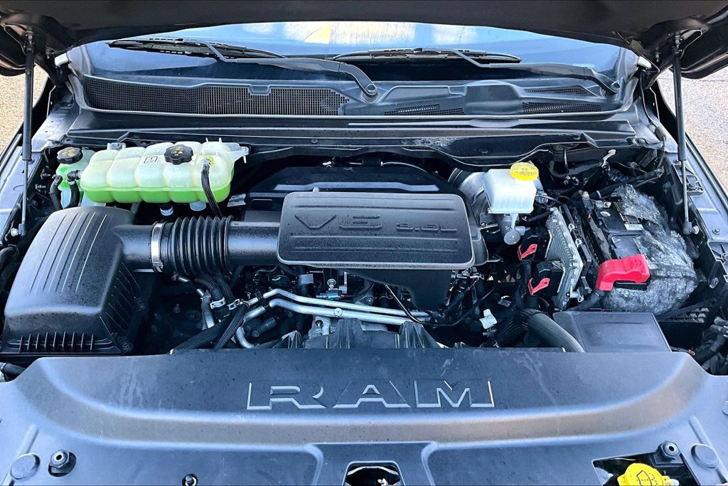 Used 2019 RAM 1500 Big Horn RWD image 12