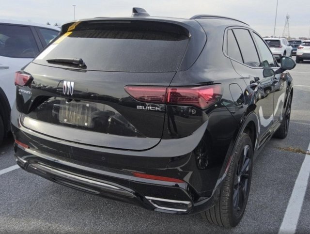 Certified 2025 Buick Envision Sport Touring image 4