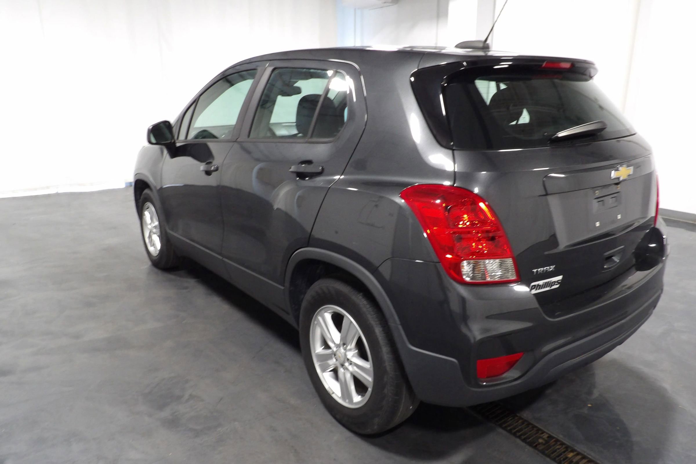 Used 2019 Chevrolet Trax LS FWD image 7