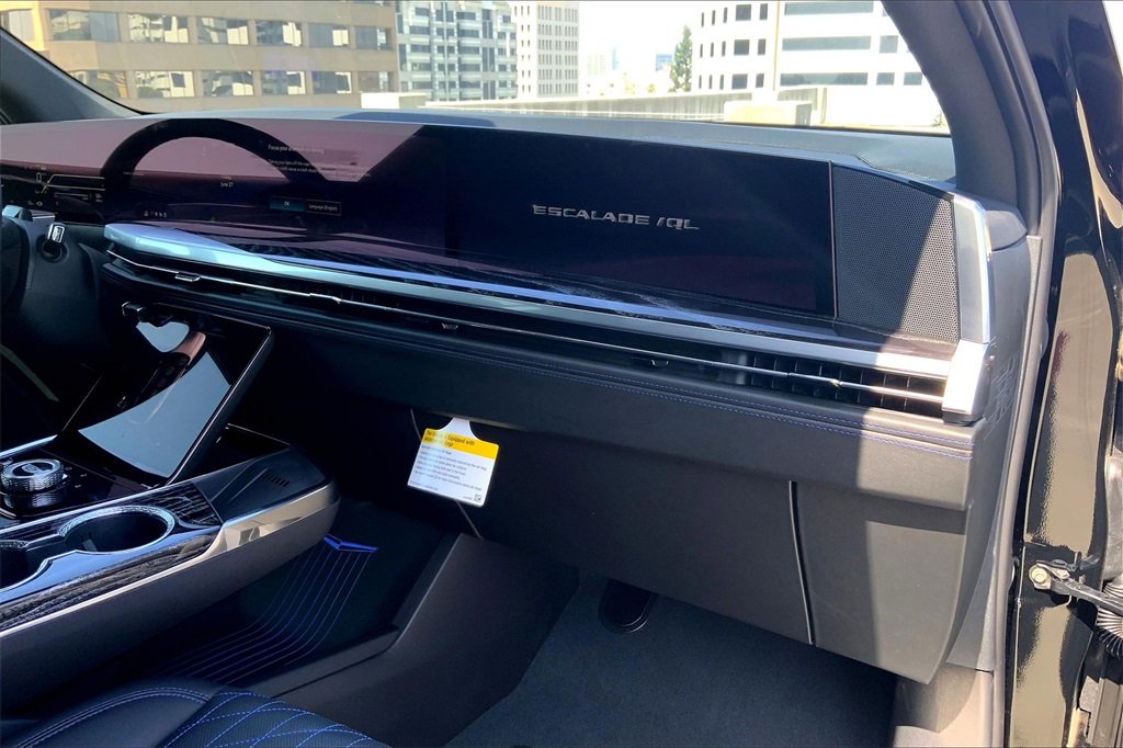 New 2026 Cadillac Escalade IQL Luxury image 33