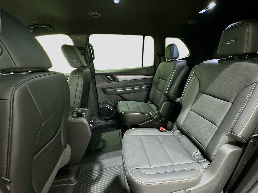 New 2026 Buick Enclave Sport Touring w/ LPO, All-Weather Package FWD image 27