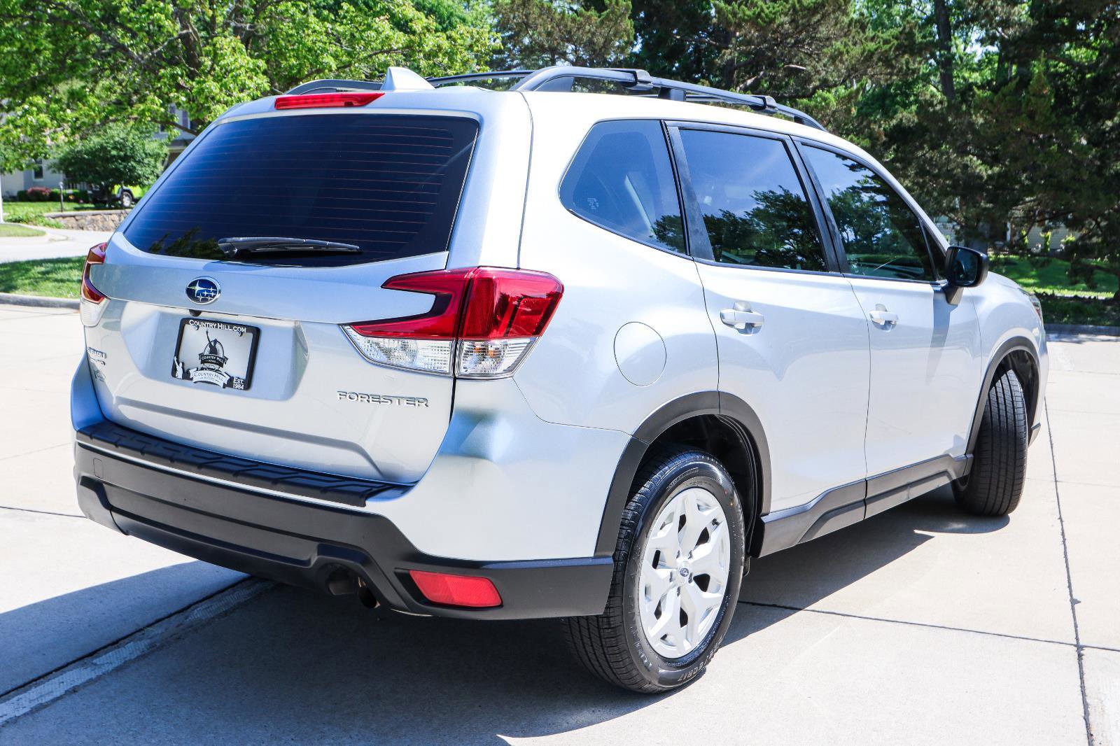 Used 2020 Subaru Forester w/ Popular Package #1 AWD/4WD image 14