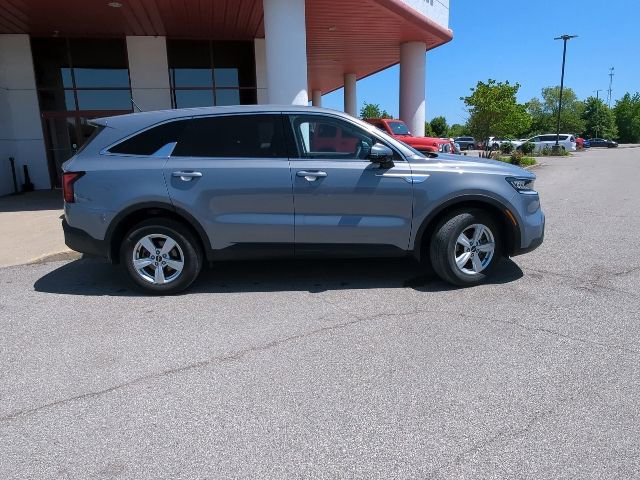 Used 2023 Kia Sorento LX AWD/4WD image 30