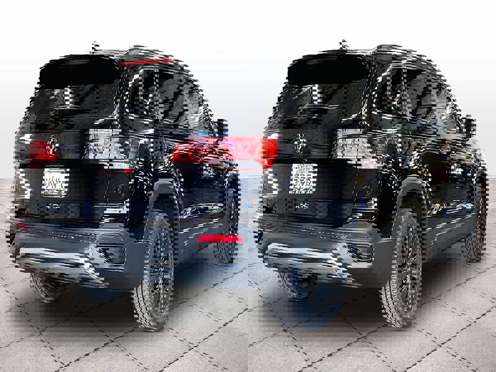 Used 2022 Volkswagen Taos S w/ IQ Drive S Package image 16