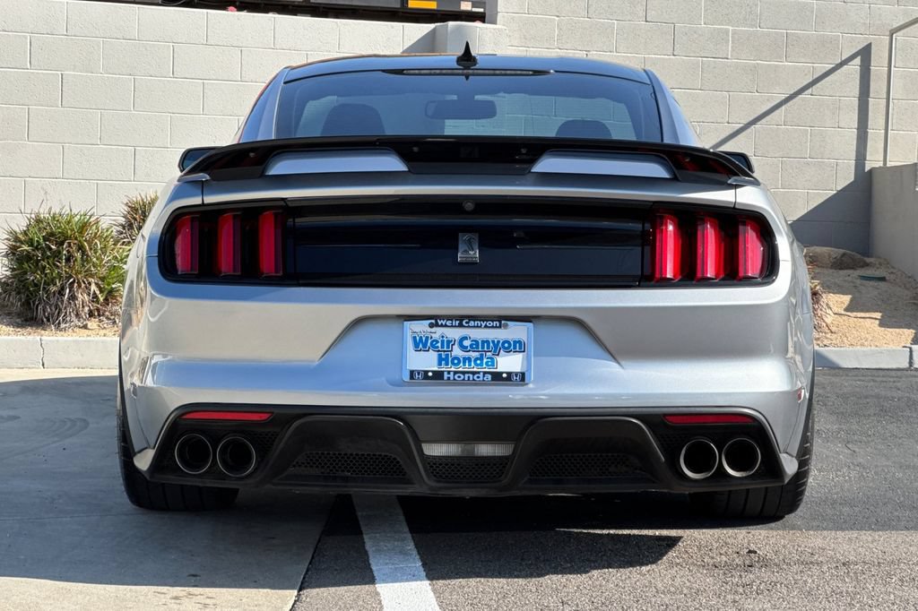 Used 2020 Ford Mustang Shelby GT350 w/ Technology Package RWD image 8