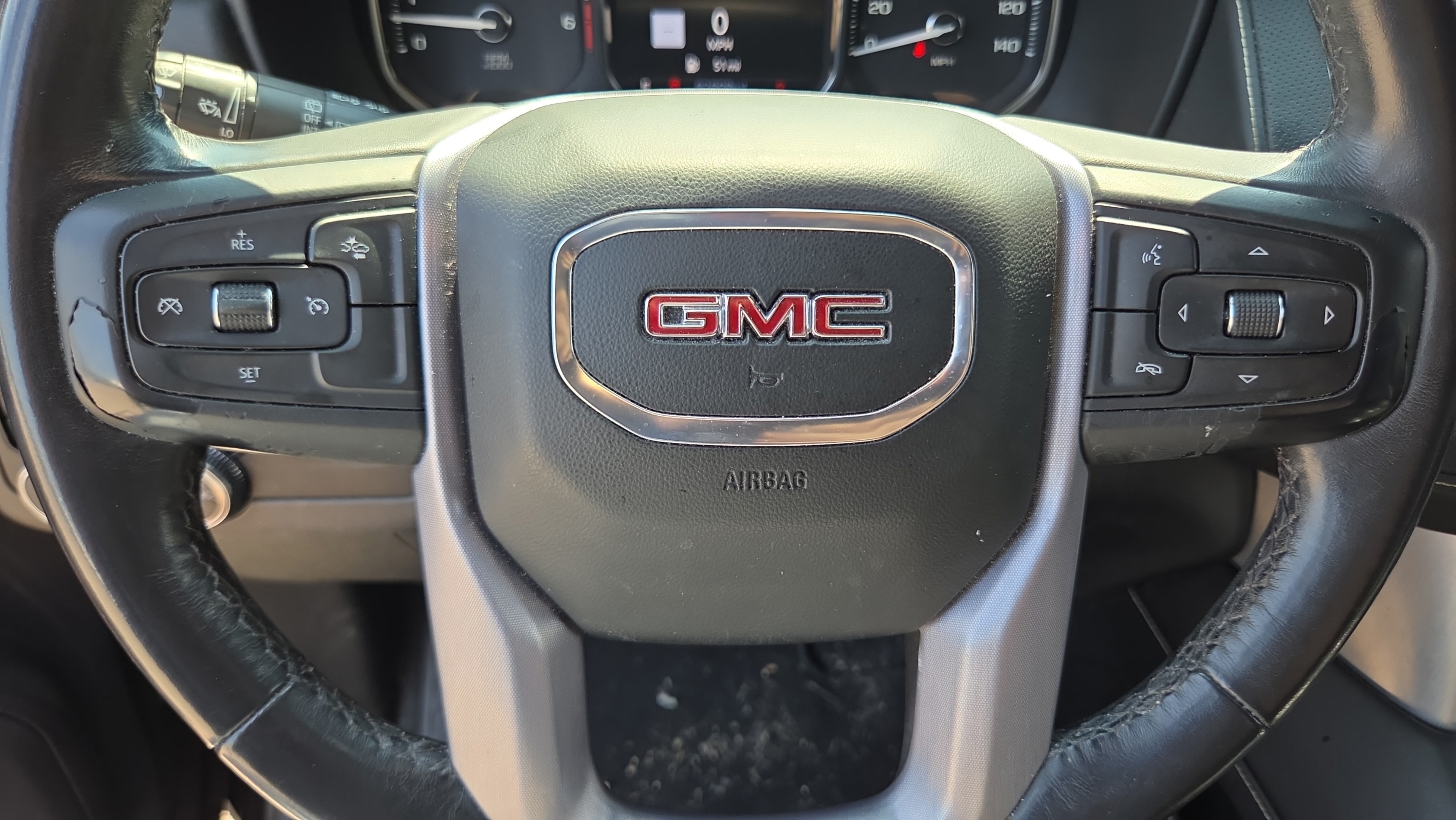 Used 2021 GMC Yukon SLT w/ Rear Media and Nav Package AWD/4WD image 24