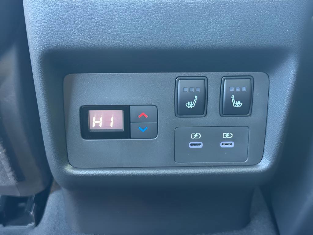 New 2026 Nissan Rogue Platinum w/ Platinum Premium Package AWD/4WD image 21