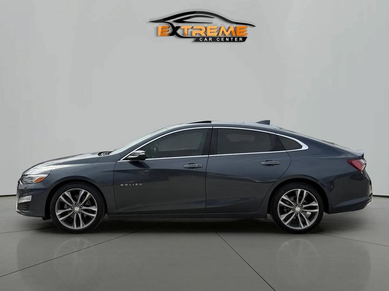 Used 2020 Chevrolet Malibu Premier FWD image 3