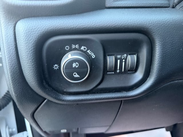 Used 2019 RAM 2500 Big Horn AWD/4WD image 17
