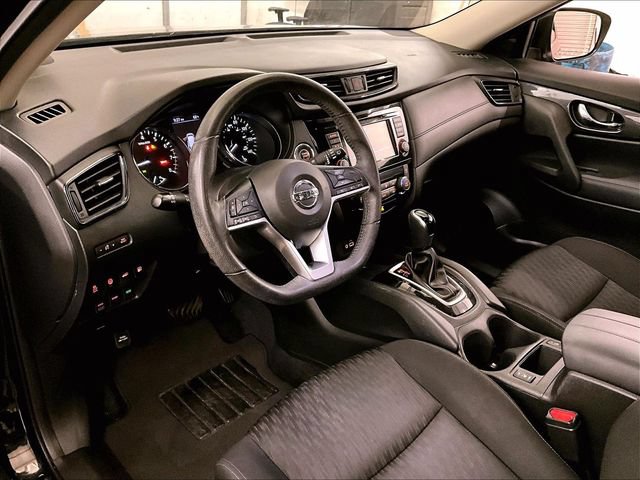 Used 2019 Nissan Rogue SV AWD/4WD image 12