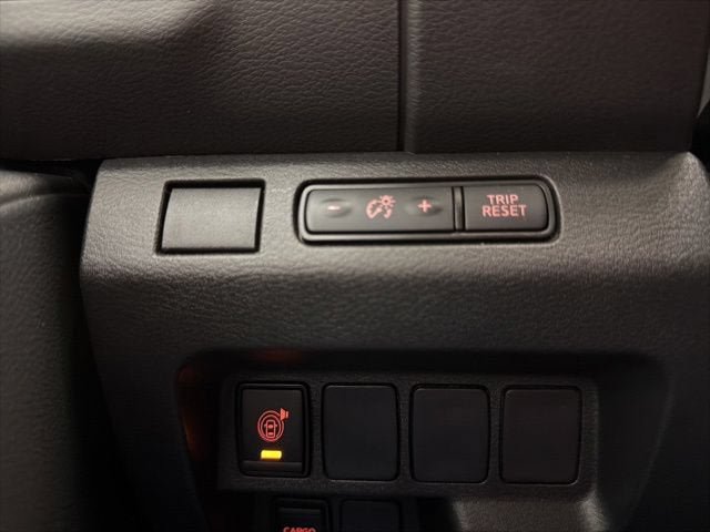 Used 2026 Nissan Frontier SV w/ Tow Package RWD image 38