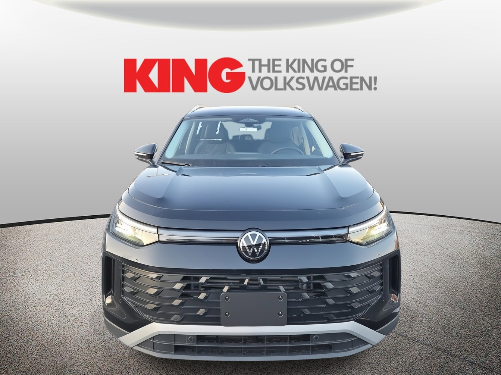 New 2026 Volkswagen Tiguan SE image 9