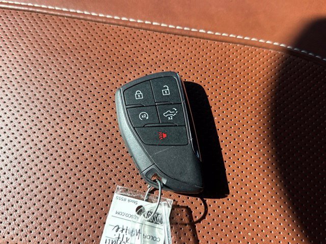 Used 2026 GMC Sierra 1500 Denali Ultimate AWD/4WD image 2