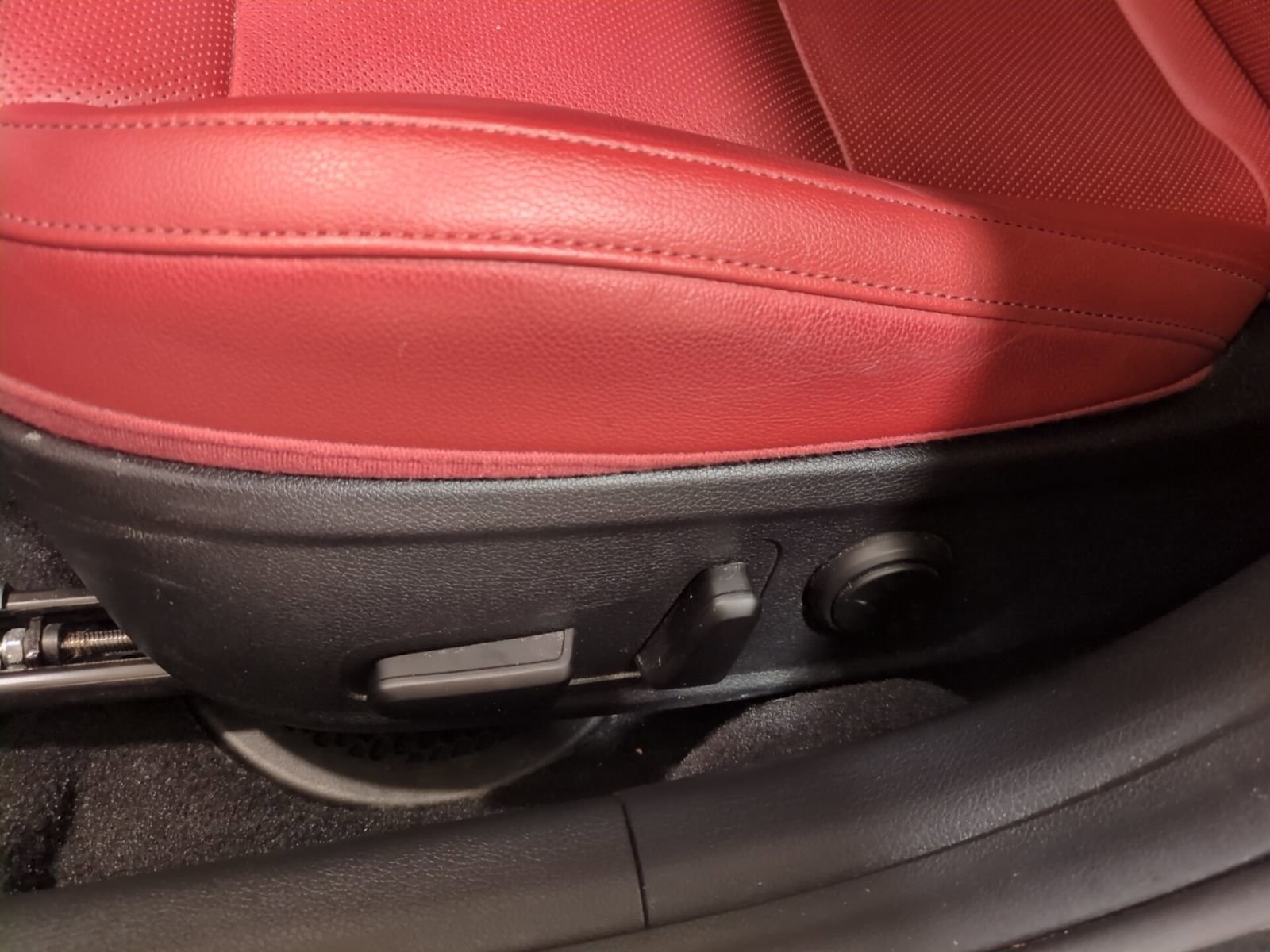 Certified 2022 Kia Stinger GT-Line w/ Sun & Sound Package image 17