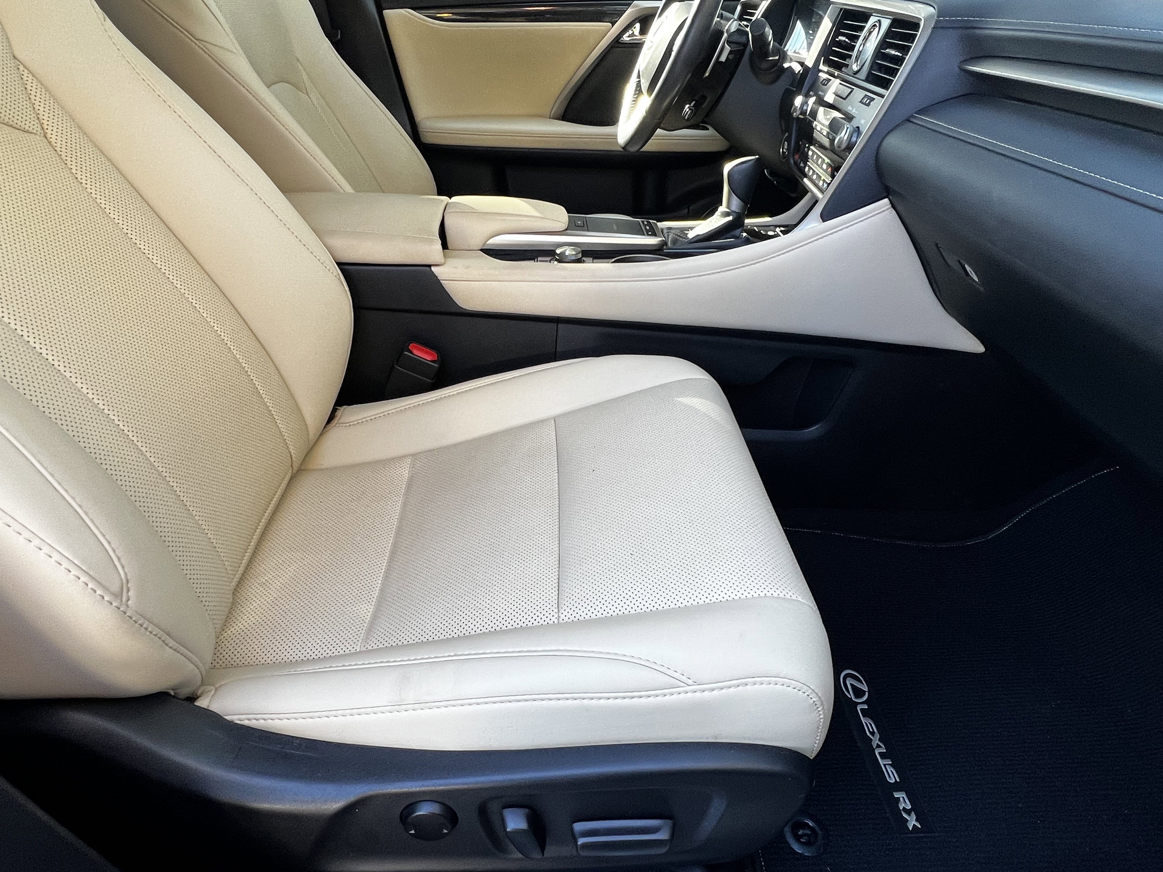 Used 2021 Lexus RX 350 FWD w/ Accessory Package image 44