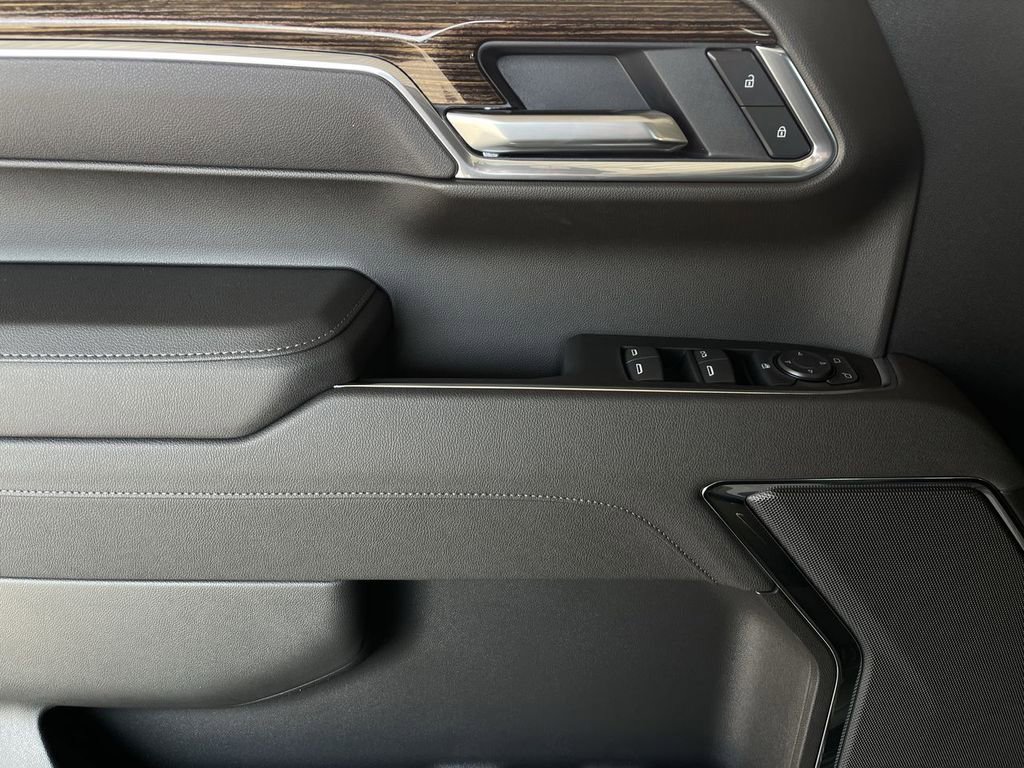 New 2026 GMC Sierra 1500 Elevation image 22