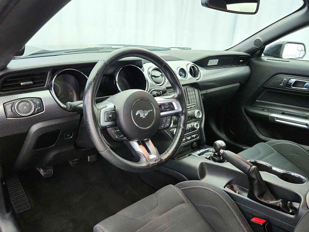 Used 2017 Ford Mustang GT w/ GT Performance Package RWD image 10