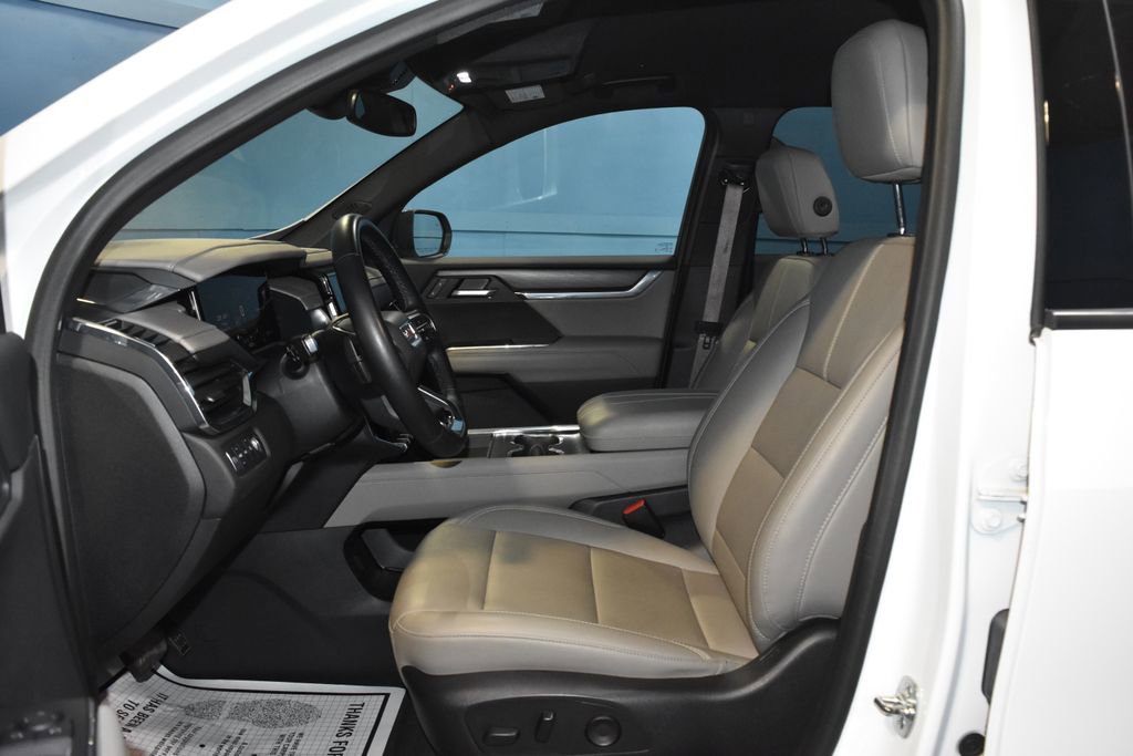 Used 2024 GMC Acadia Elevation AWD/4WD image 7
