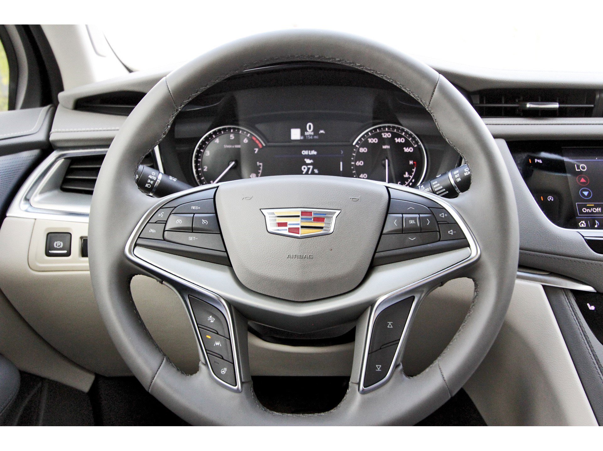 Used 2025 Cadillac XT5 Premium Luxury w/ LPO, Floor Liner Package image 15