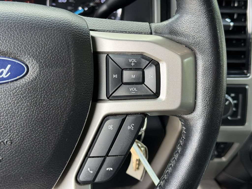 Used 2019 Ford F250 Lariat w/ Lariat Value Package AWD/4WD image 12