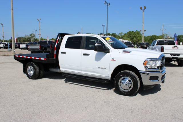 Used 2024 RAM 3500 SLT w/ Quick Order Package 2YG SLT AWD/4WD image 13