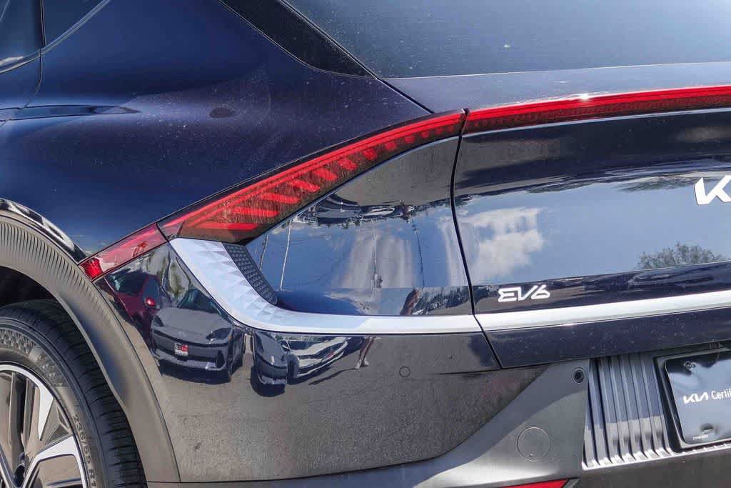 Certified 2024 Kia EV6 Light AWD/4WD image 7