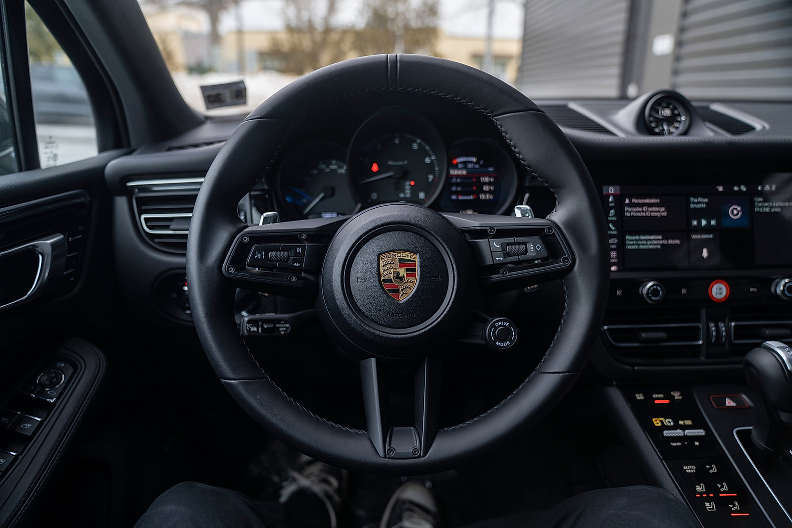 Certified 2026 Porsche Macan Turbo image 6