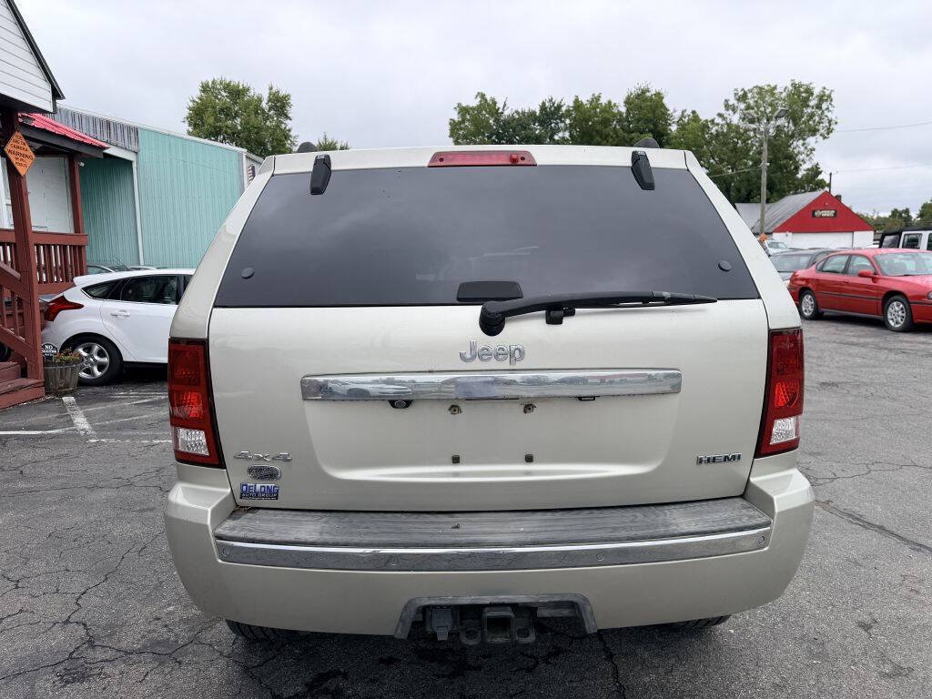 Used 2008 Jeep Grand Cherokee Overland AWD/4WD image 4