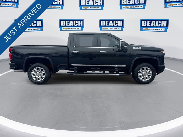 Used 2024 Chevrolet Silverado 2500 High Country w/ High Country Premium Package image 9