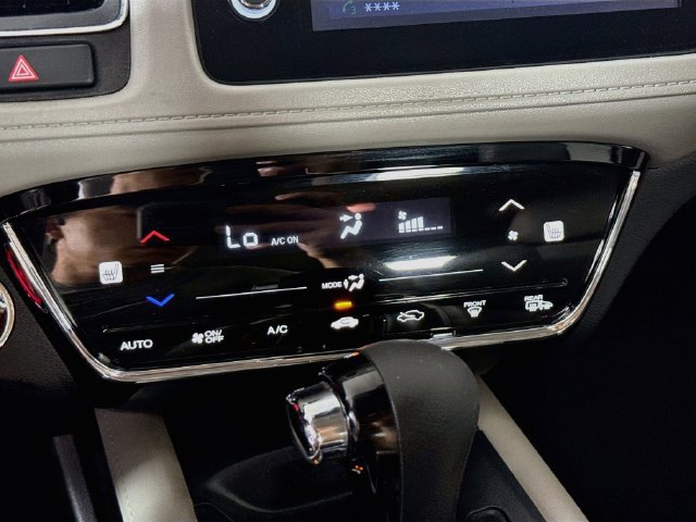 Used 2021 Honda HR-V EX image 17