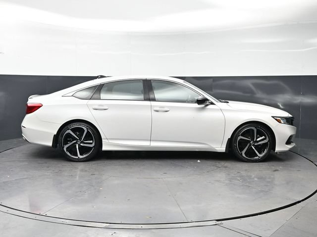 Used 2022 Honda Accord Sport image 4