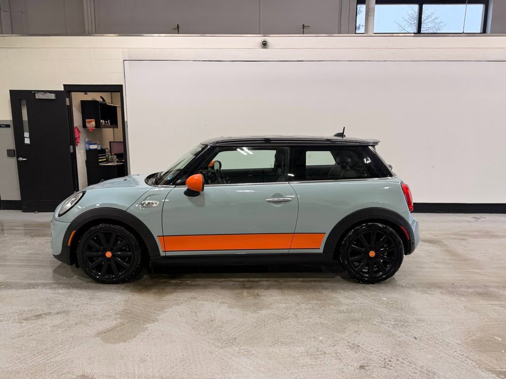 Used 2018 MINI Cooper S image 2