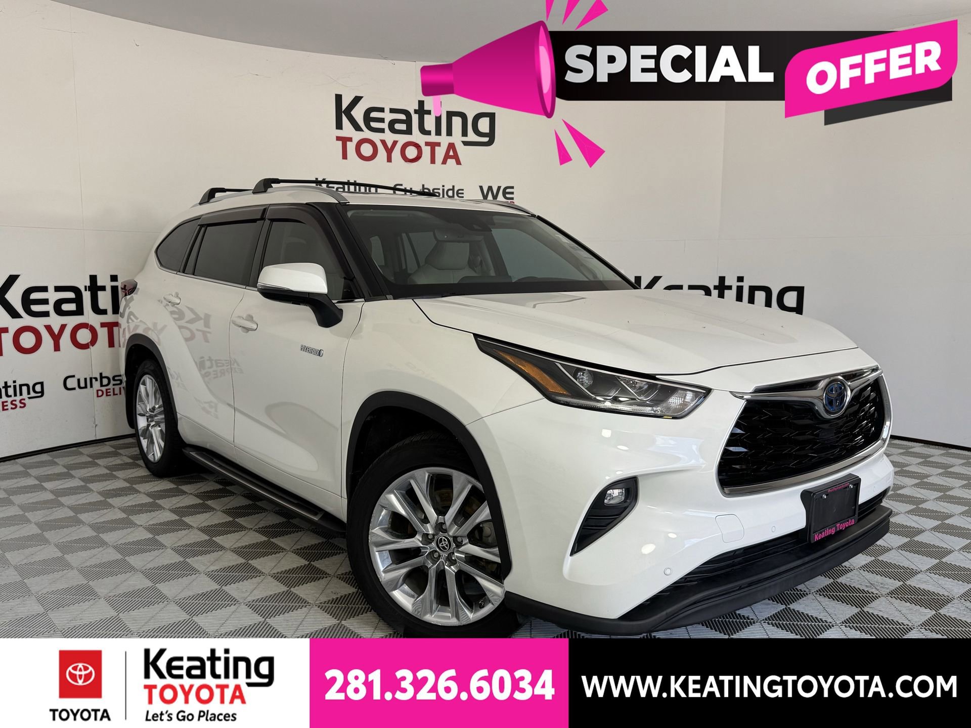 Used 2020 Toyota Highlander Limited FWD image 2