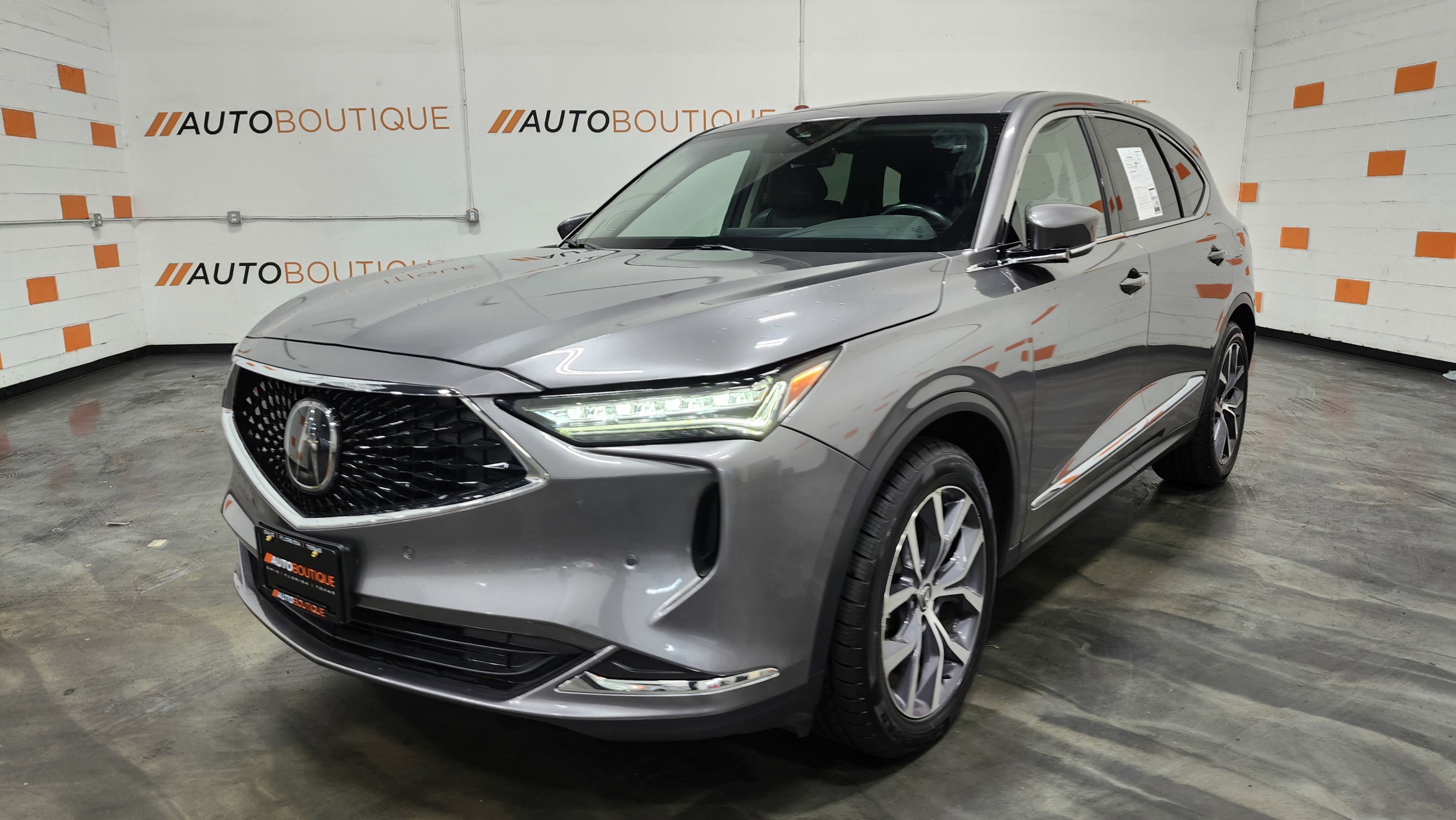 Used 2023 Acura MDX SH-AWD w/ Technology Package image 7