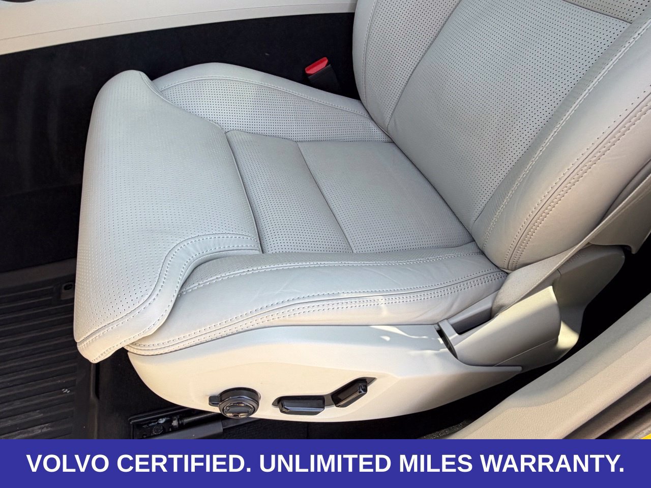 Certified 2026 Volvo XC60 B5 Ultra AWD/4WD image 34