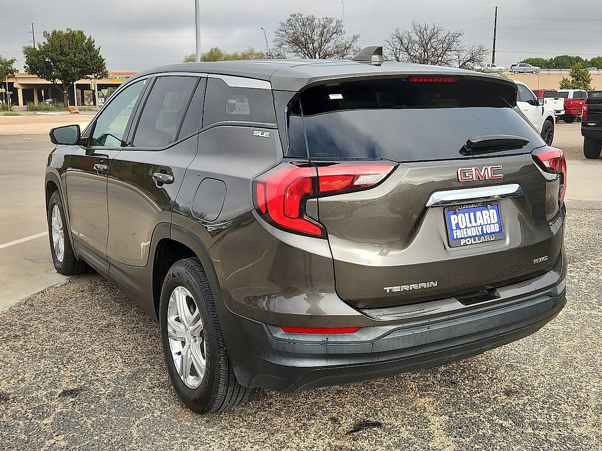 Used 2020 GMC Terrain SLE image 2