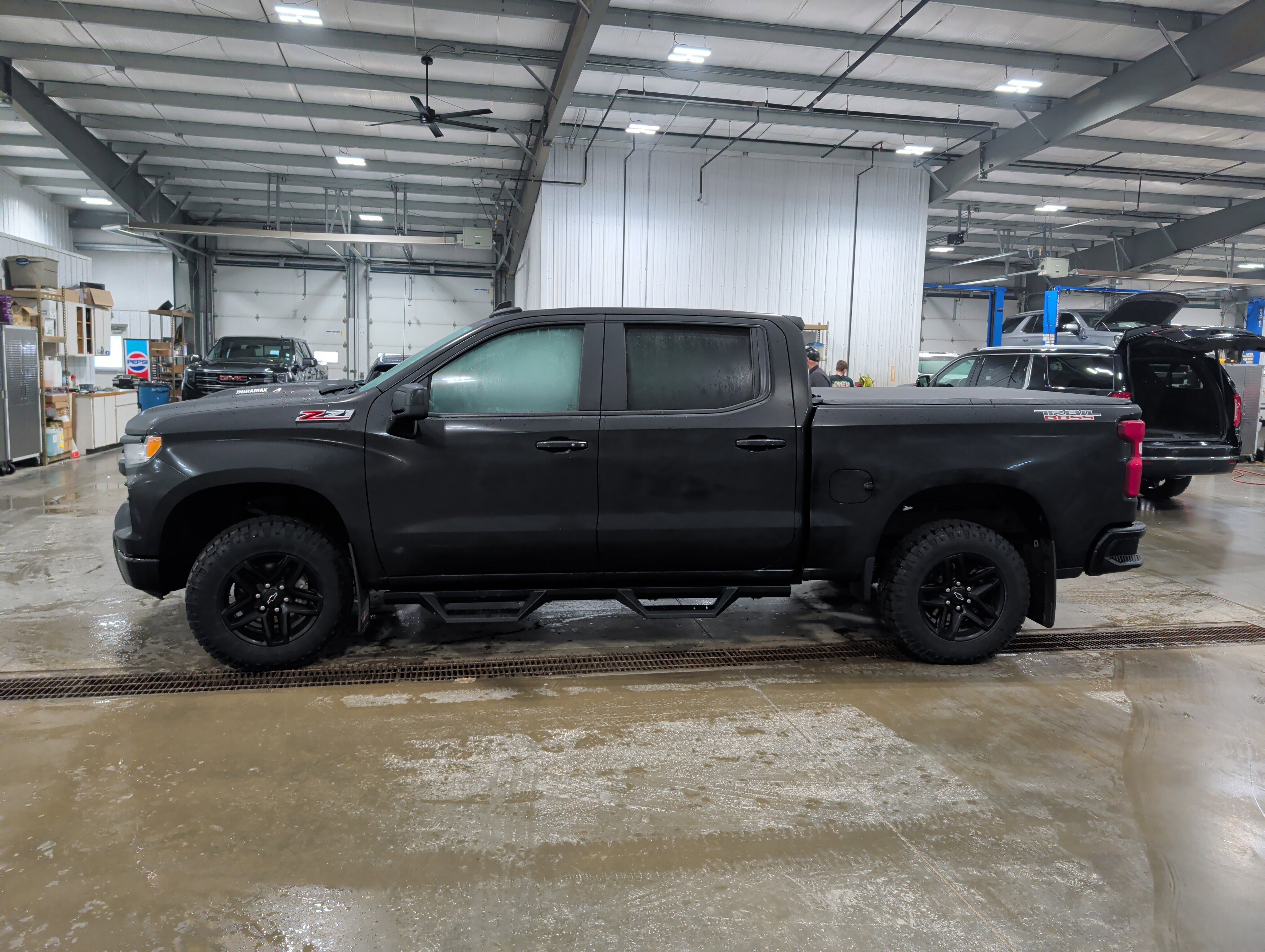 Used 2023 Chevrolet Silverado 1500 LT Trail Boss image 5