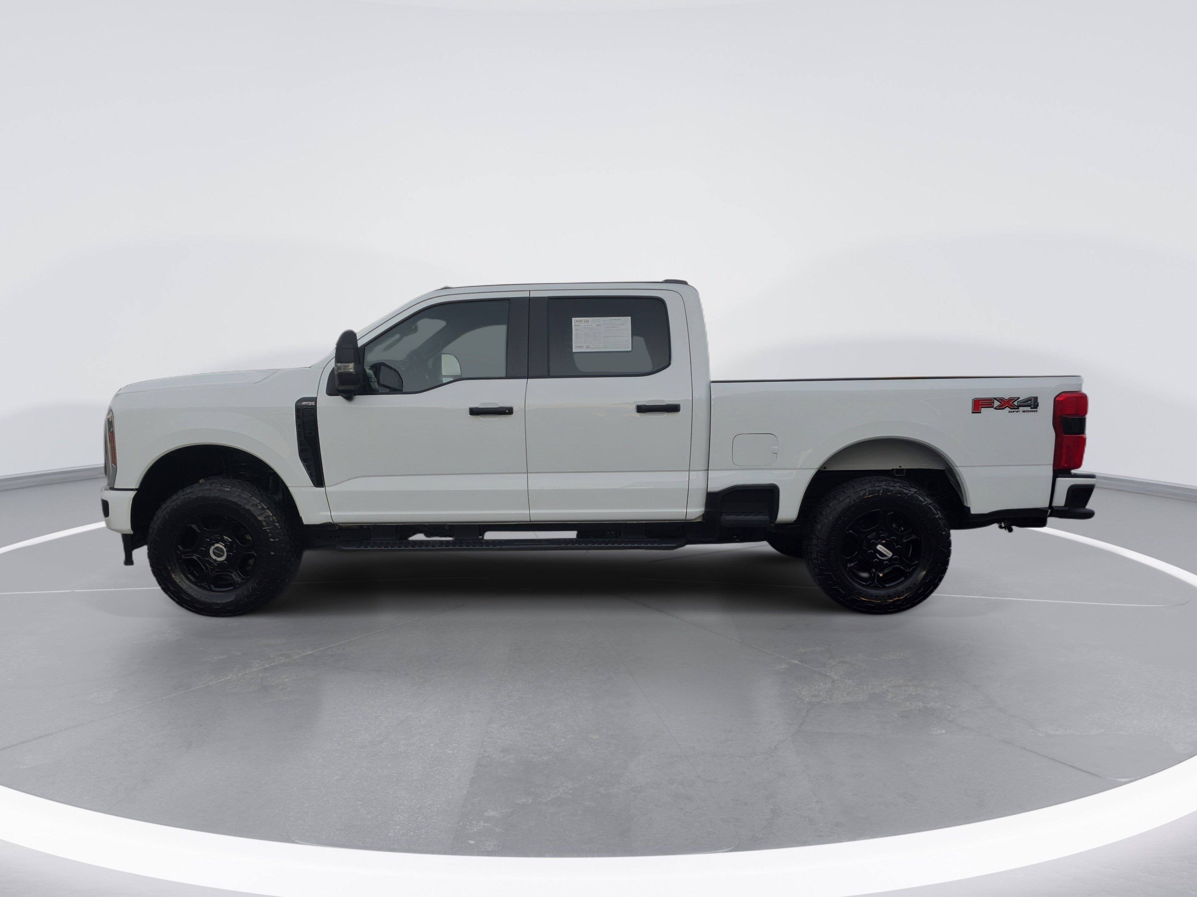 Used 2025 Ford F250 XL w/ STX Appearance Package AWD/4WD image 6