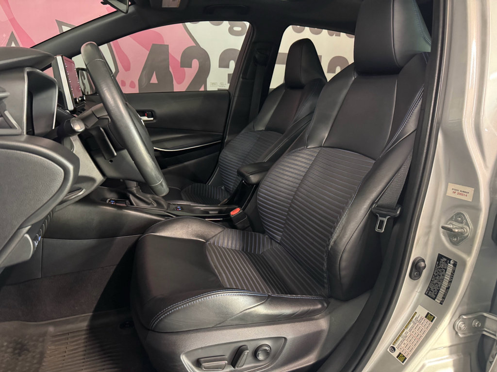 Used 2020 Toyota Corolla XSE image 18
