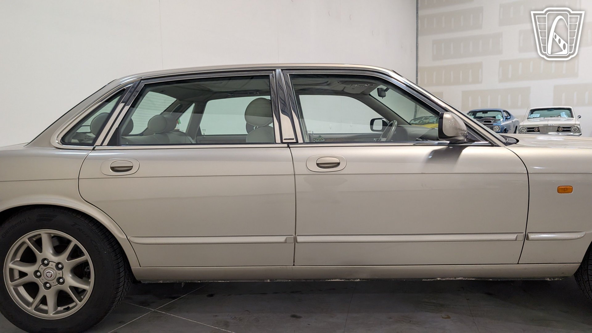Used 1996 Jaguar XJ6 RWD image 38